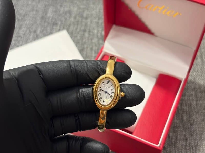 Часы-браслет Cartier Baignoire Bangle Yellow Gold
