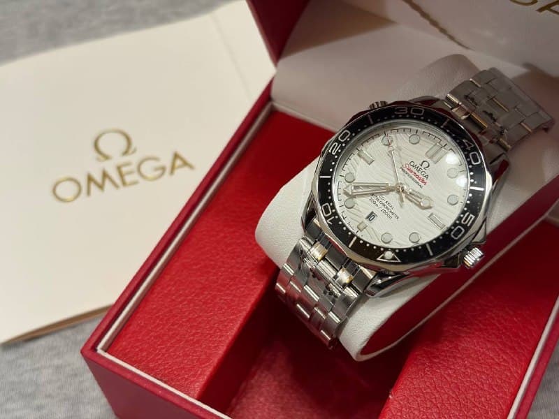 Omega Seamaster Professional с кастромизированным безелем