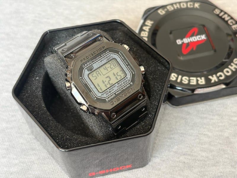 Casio G-Shock GMW-B5000G-1