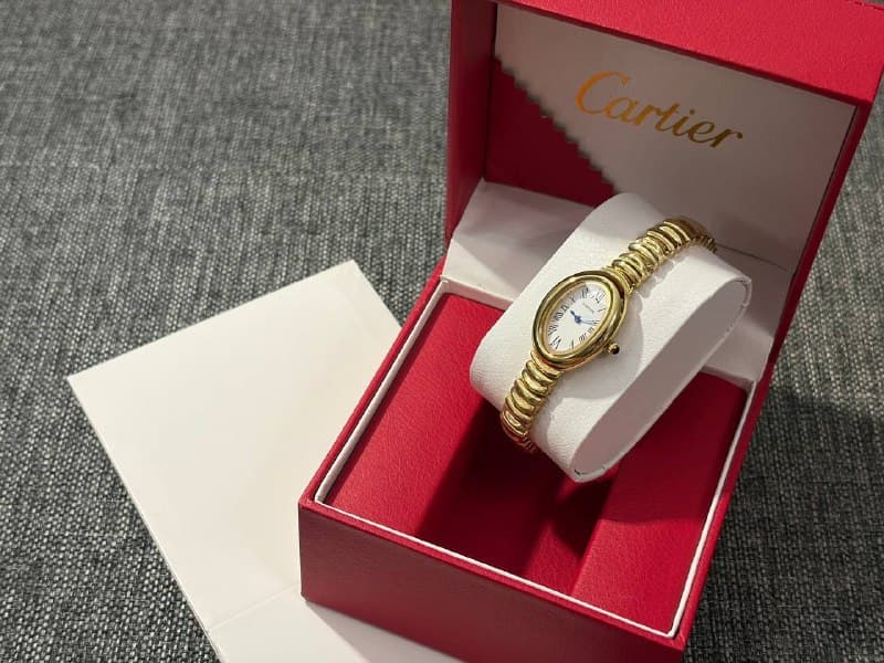 Часы Cartier Baignoire
