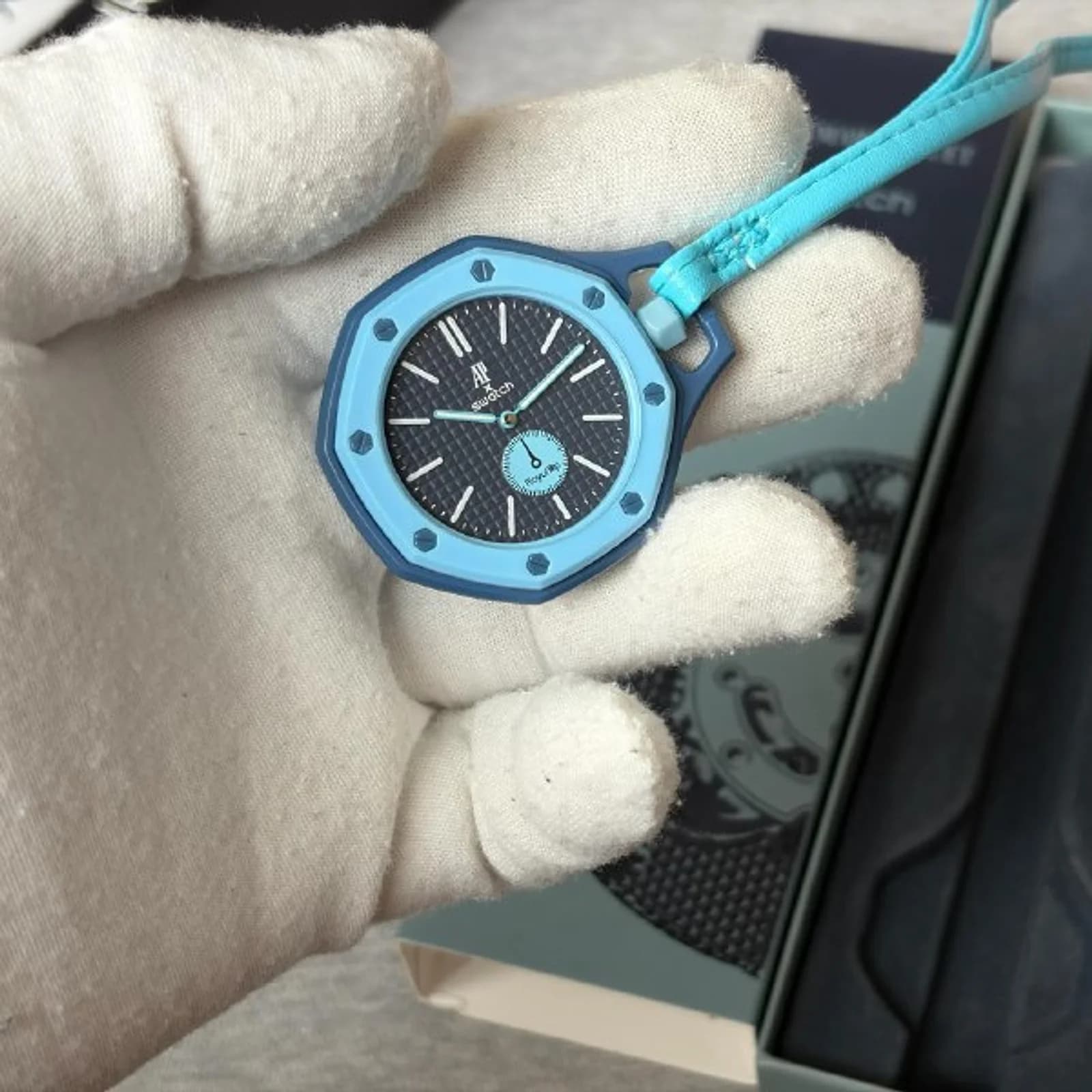Swatch x Audemars Piguet Royal Pop